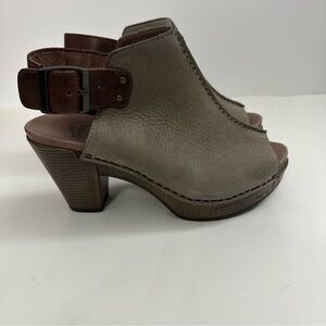 Dansko Reggie Clogs Womens 36 US 5.5-6 Leather Heeled Sandals